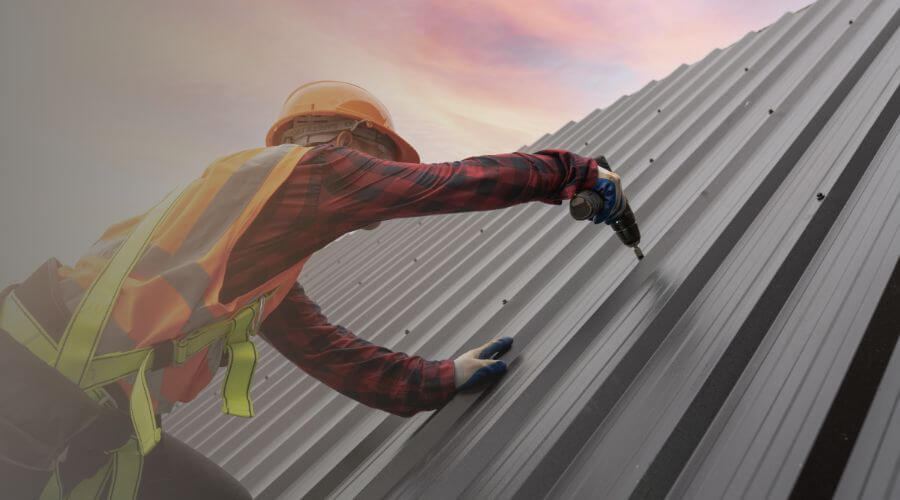 Professional gutter cleaning in Healdton, OK